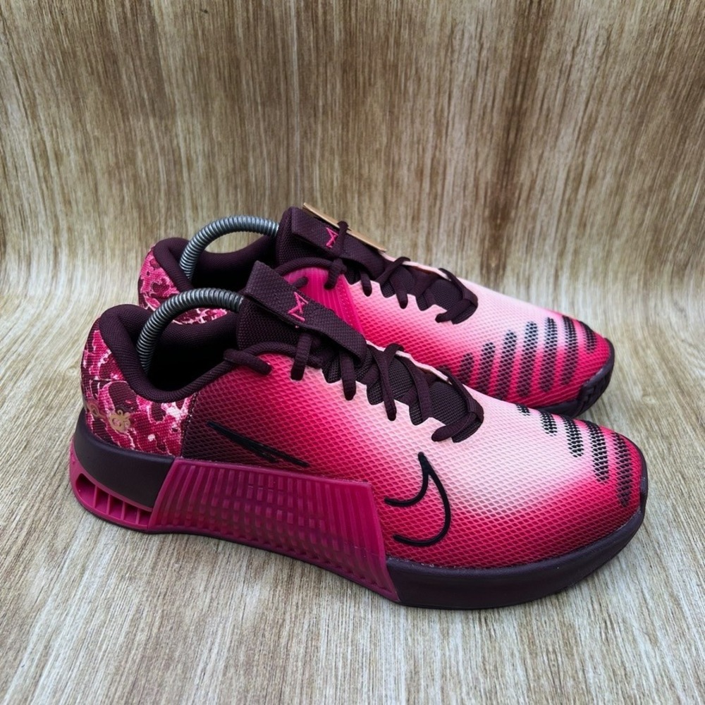Nike Metcon 9 AMP Women's Size 10 Burgundy Crush Beetroot Shoes DZ2539-600